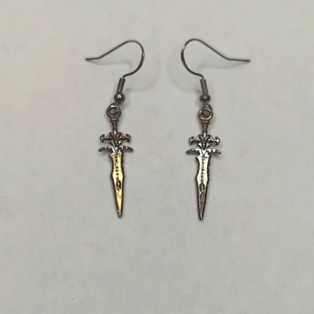 Dagger Earrings - Picture 4 of 10